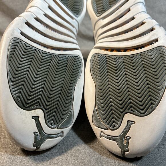 Nike Air Jordan 12 Retro CP3 Class of 2003 Olive Green Men’s Size 7 130690-301 - Picture 13 of 13